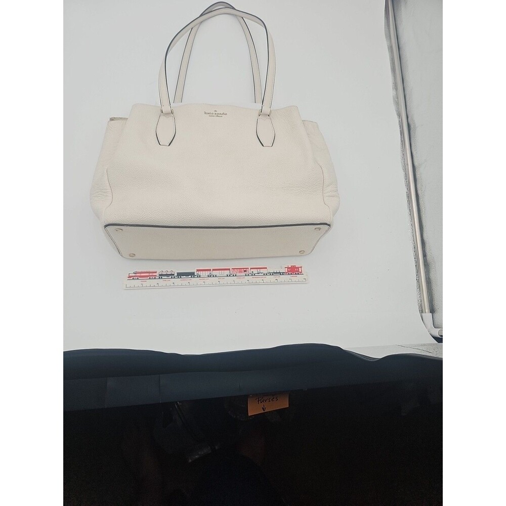 Kate Spade Off White Shoulder Bag With Certificate Of Authenticity